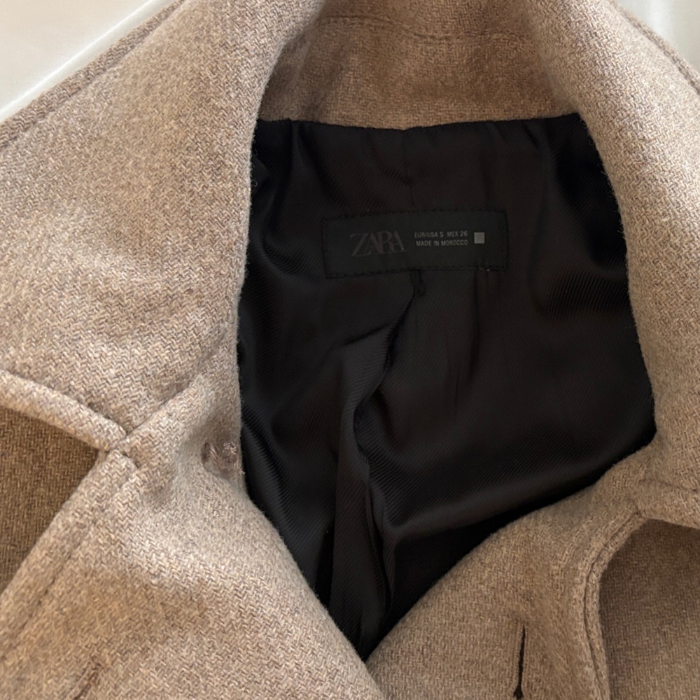Zara Women's Classic Beige Pea Coat - Picture 4 of 5